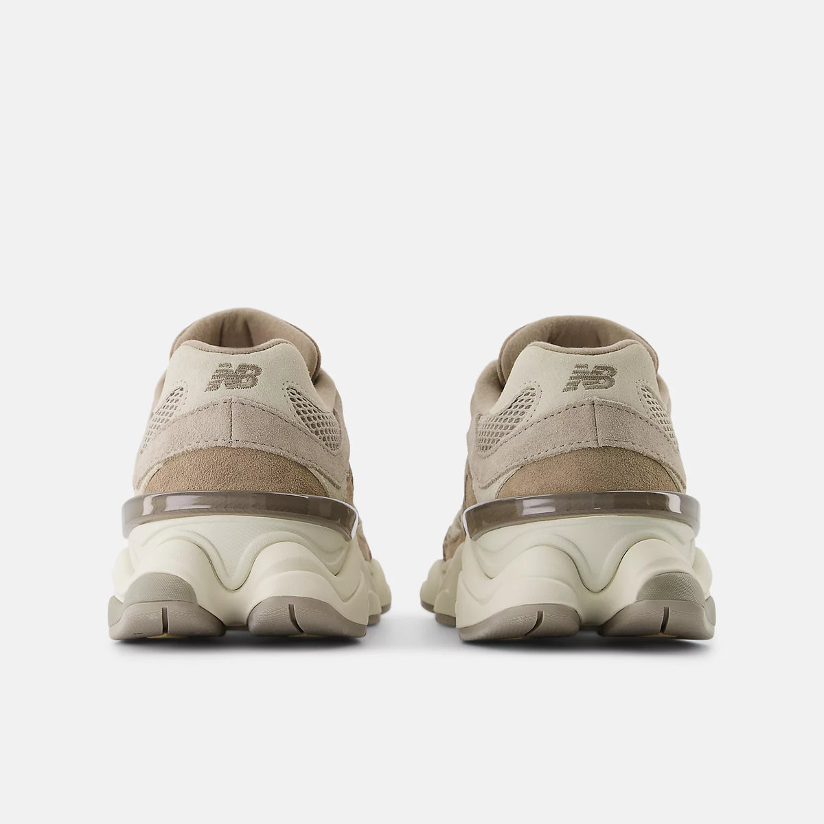 9060 Retro Comfort Sneakers