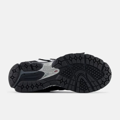 NB 1906A Black